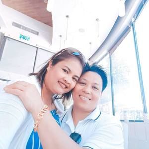 Meet your Posher, Analyn